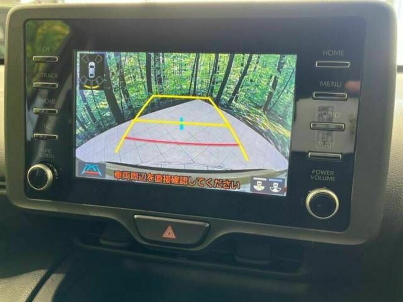 YARIS CROSS-3
