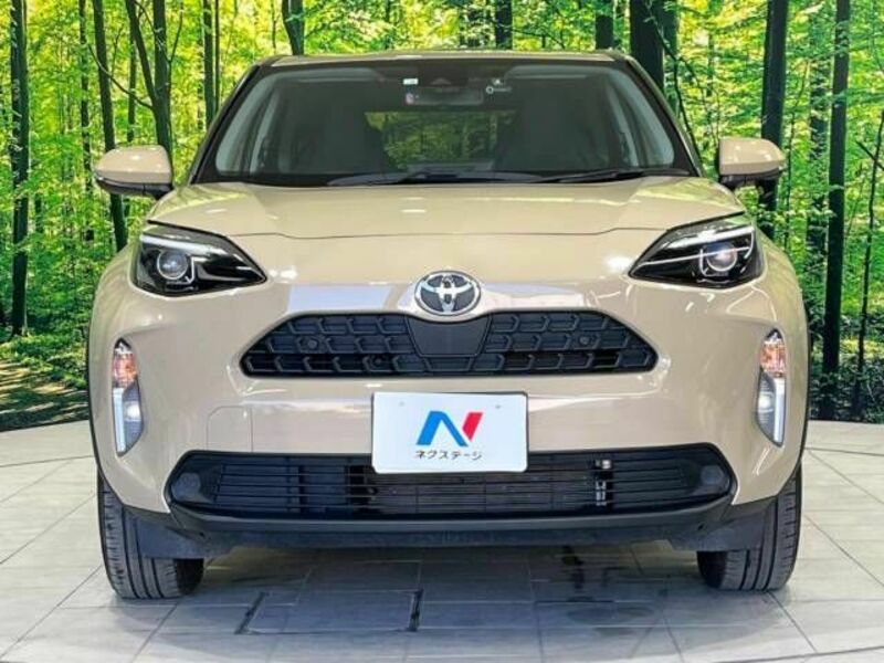 YARIS CROSS-14