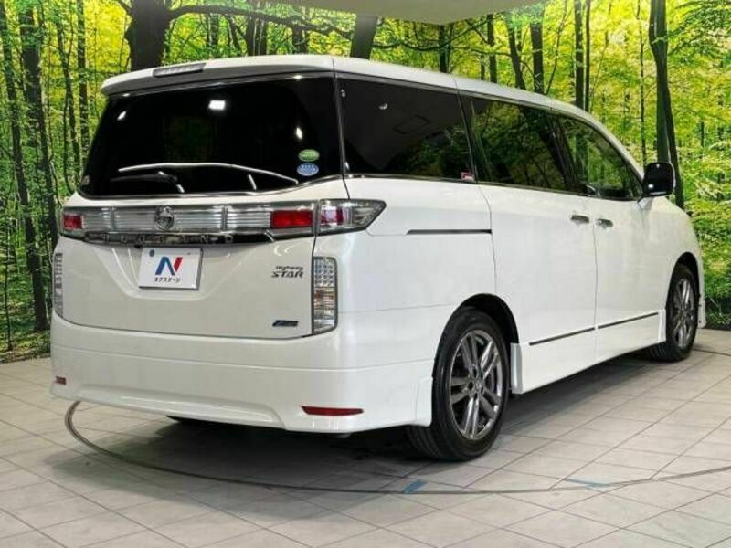 ELGRAND-18