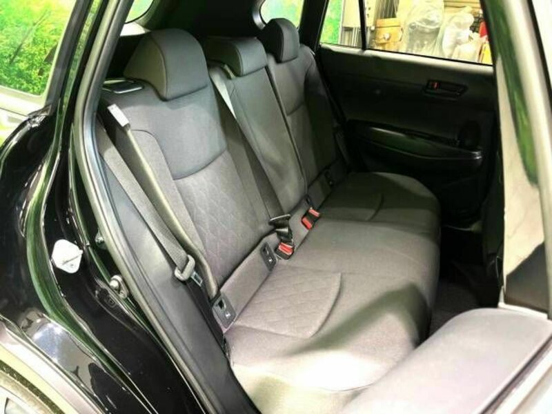 COROLLA CROSS-10
