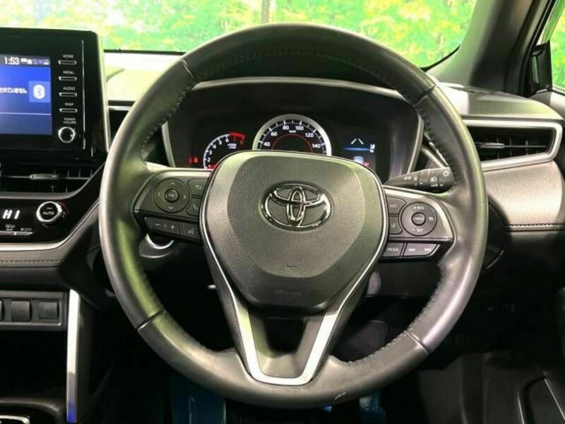 COROLLA CROSS-12