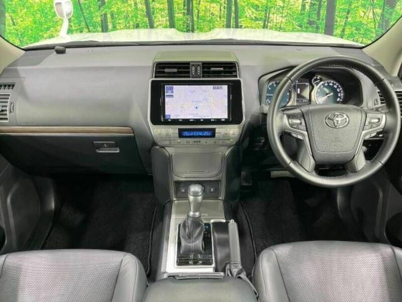 LAND CRUISER PRADO-1
