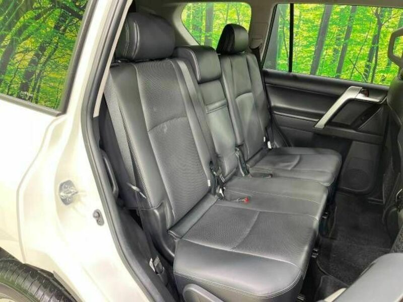 LAND CRUISER PRADO-8