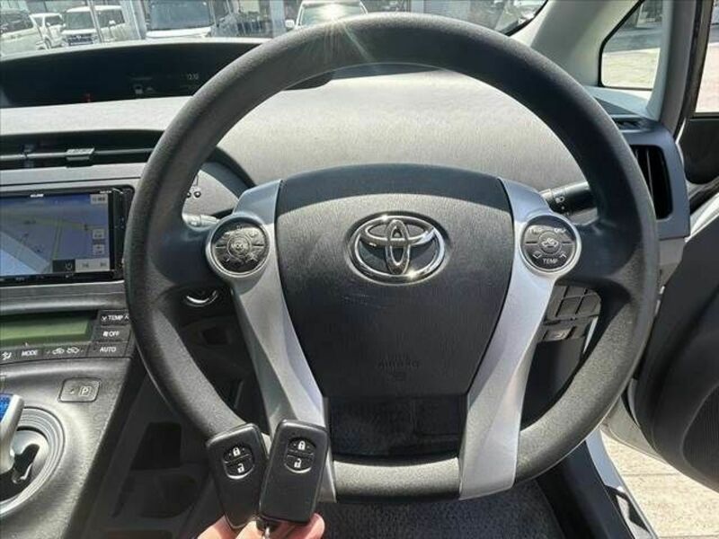 PRIUS-5