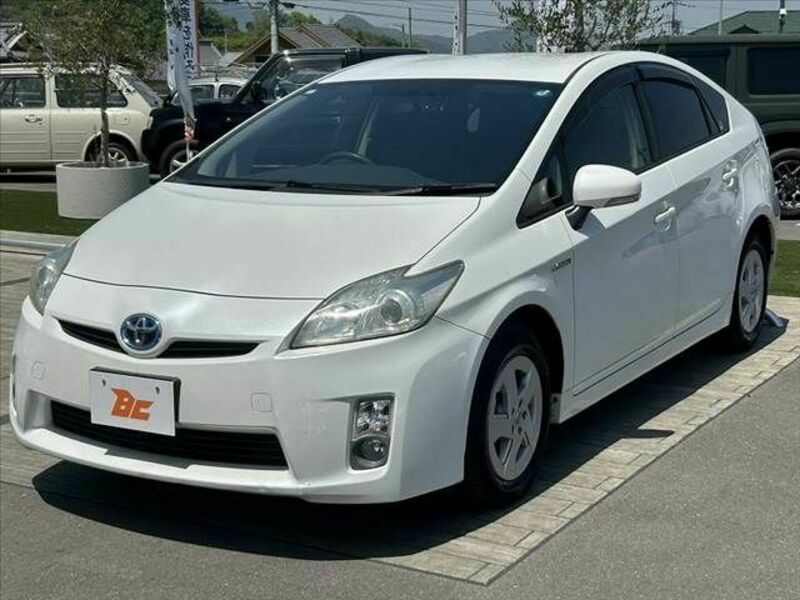PRIUS-9