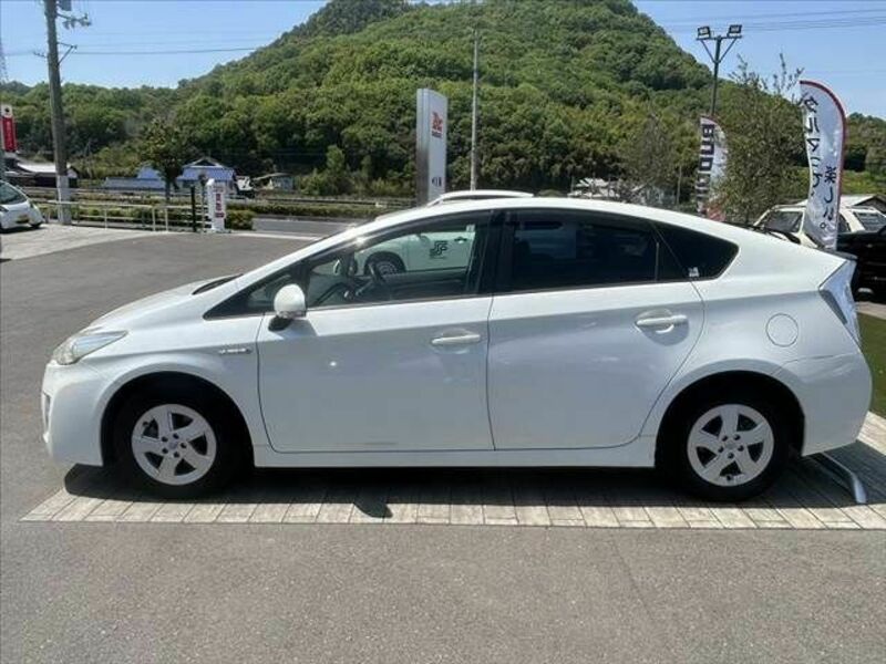 PRIUS-10