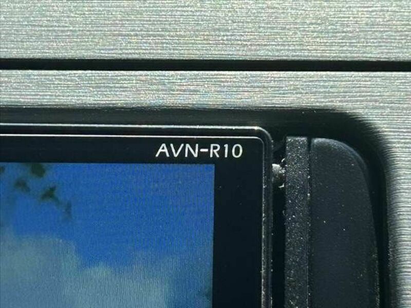 PRIUS-21