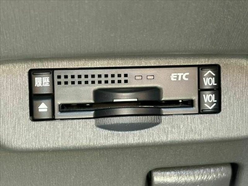 PRIUS-24