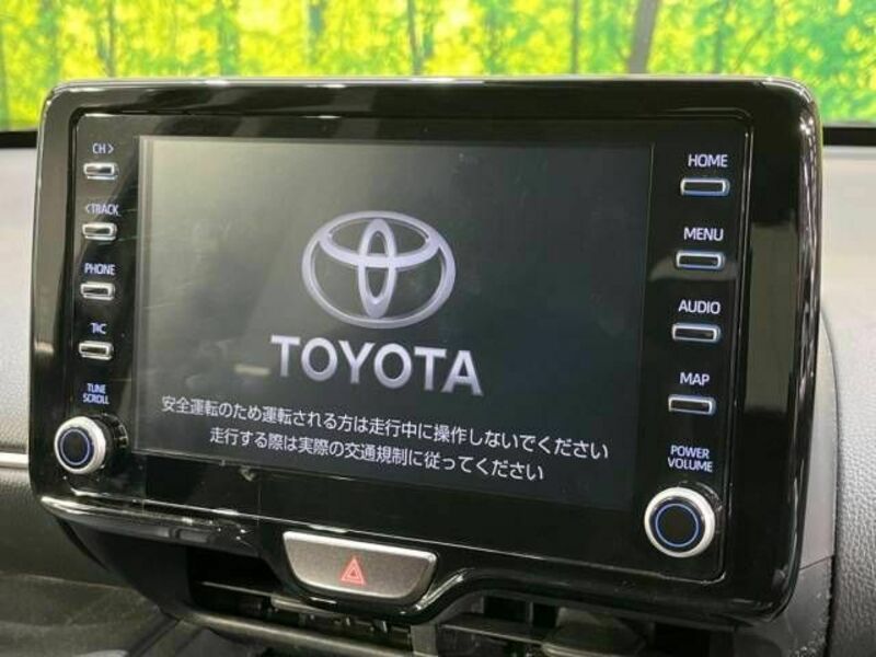 YARIS CROSS-3