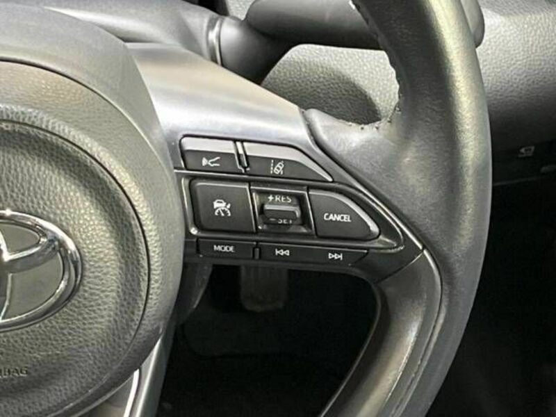 YARIS CROSS-5