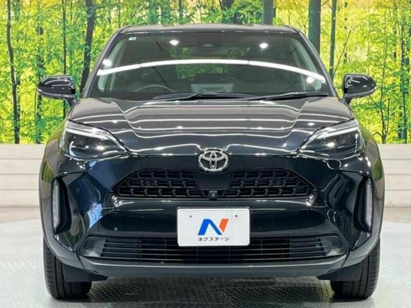 YARIS CROSS-14