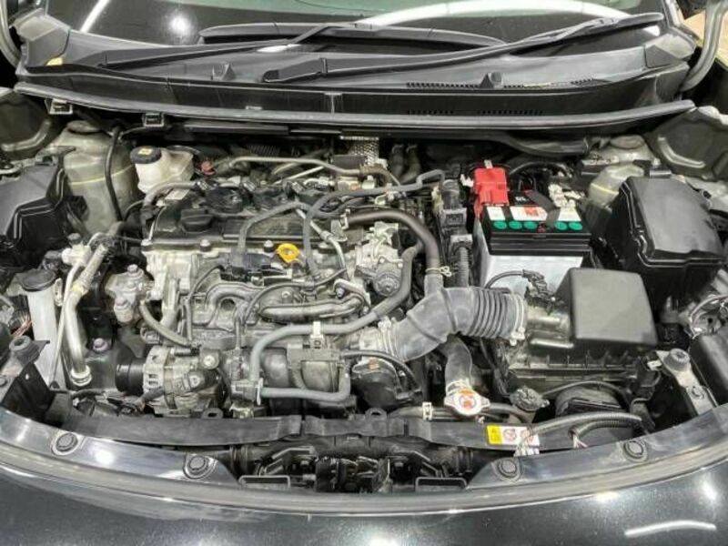 YARIS CROSS-18