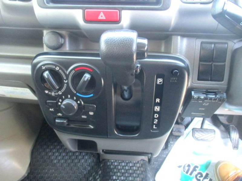 MINICAB VAN-3
