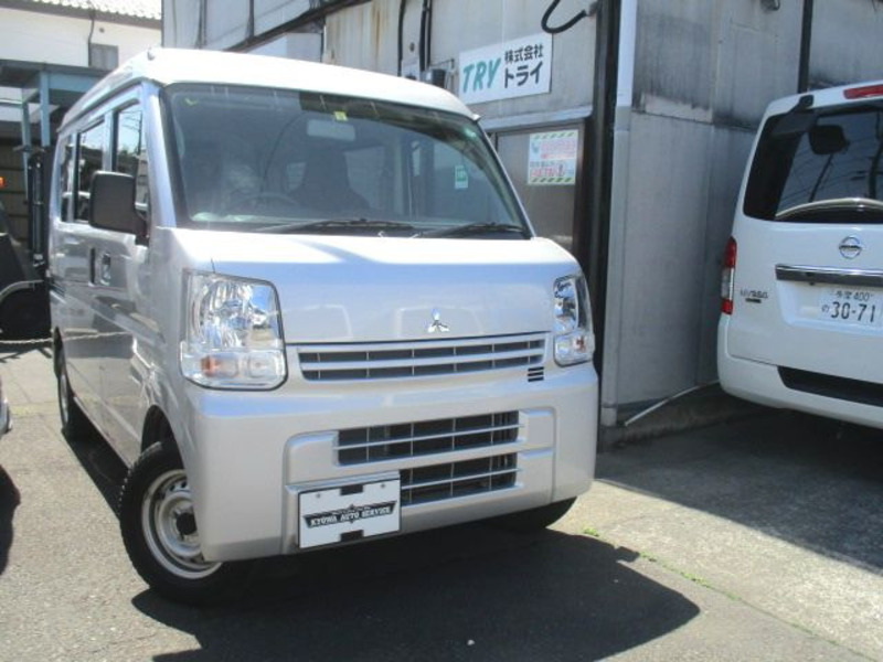 MITSUBISHI　MINICAB VAN