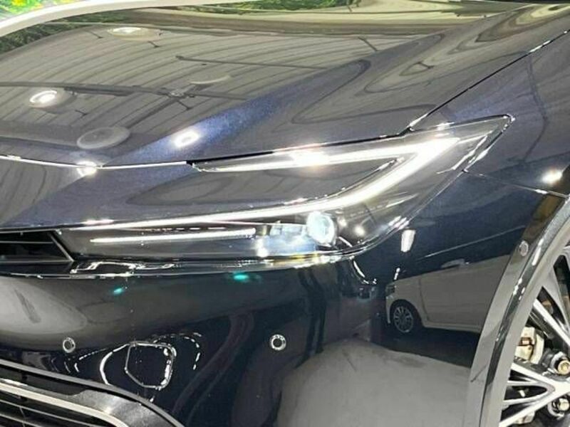 PRIUS-12