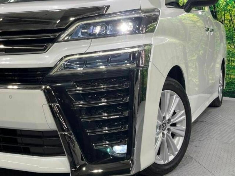 VELLFIRE-13