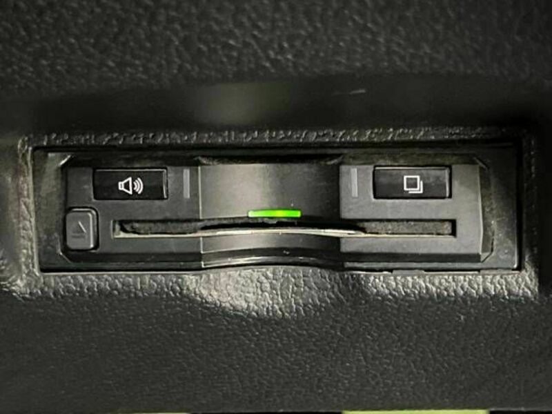 PRIUS-8
