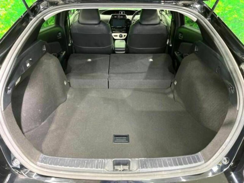 PRIUS-12