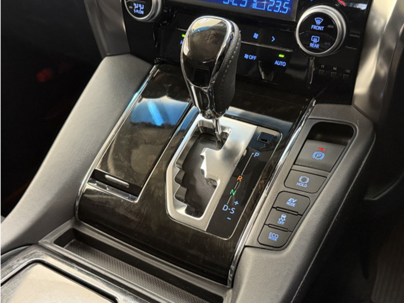 ALPHARD-11