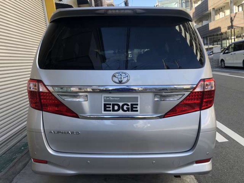 ALPHARD-8