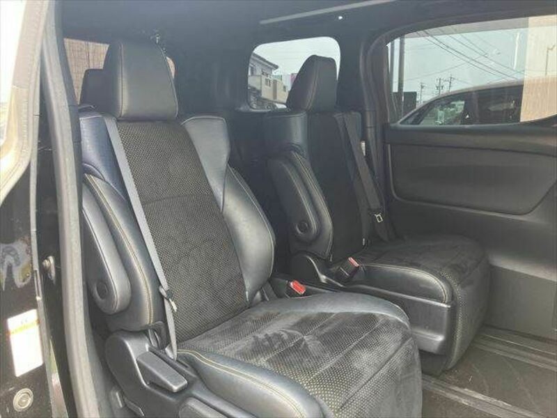 VELLFIRE-8