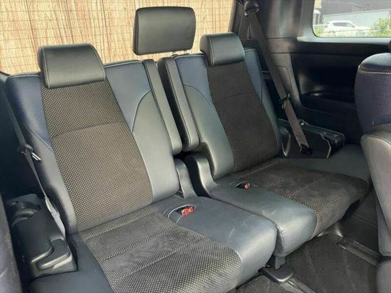 VELLFIRE-9