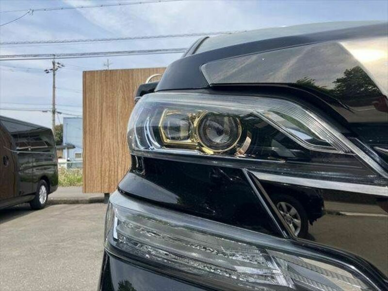 VELLFIRE-25