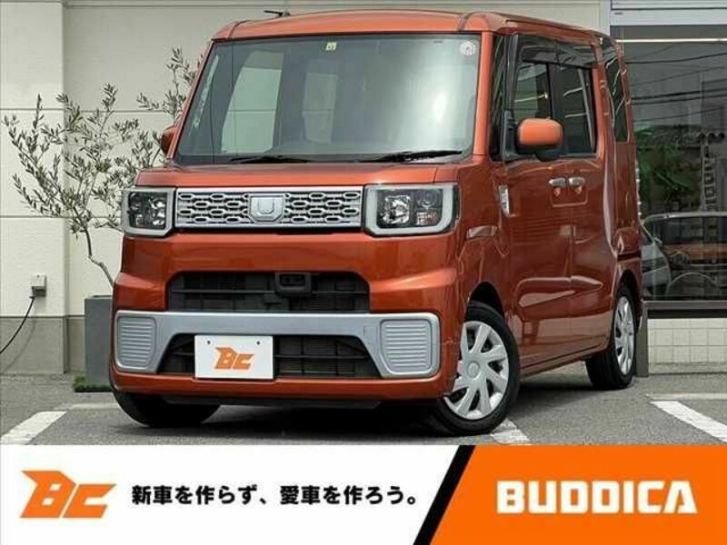 DAIHATSU　WAKE
