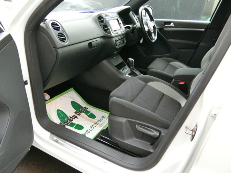 TIGUAN-19