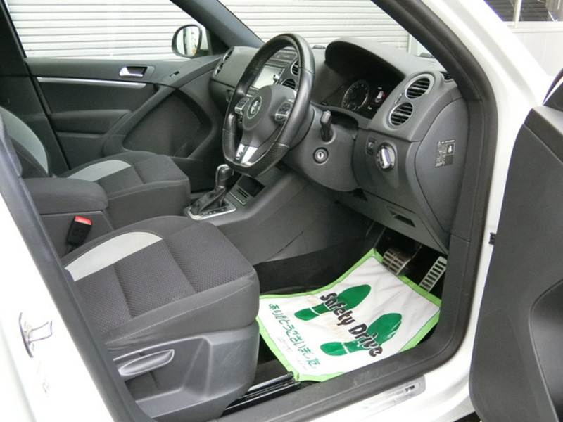 TIGUAN-7