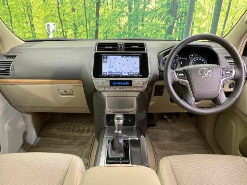 LAND CRUISER PRADO-1