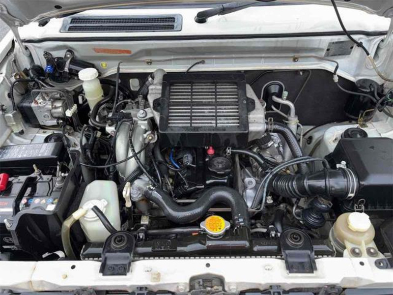 PAJERO MINI-18