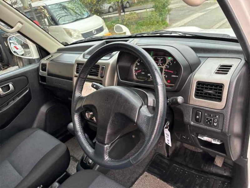 PAJERO MINI-9