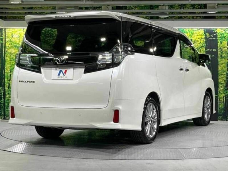 VELLFIRE-17