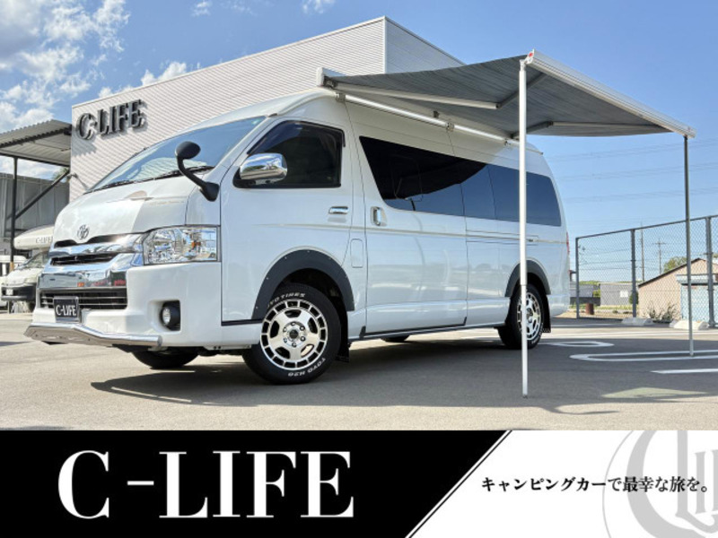TOYOTA　HIACE VAN