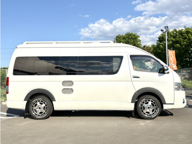 HIACE VAN-17