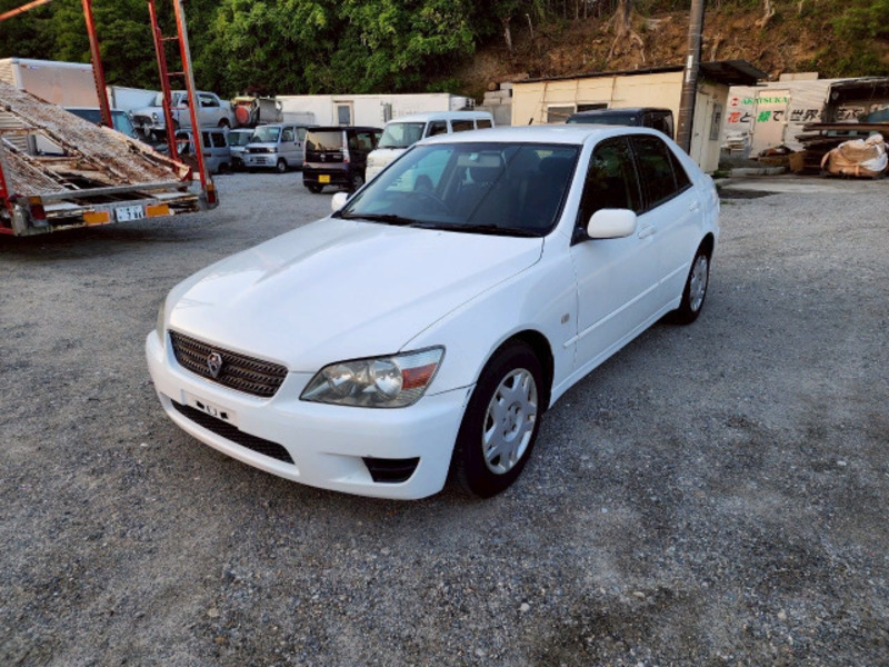 TOYOTA　ALTEZZA