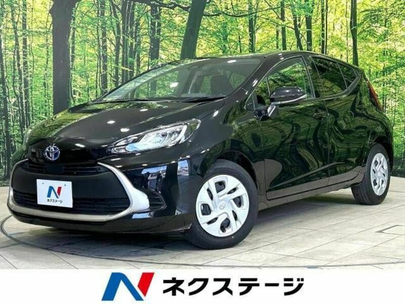 TOYOTA　AQUA