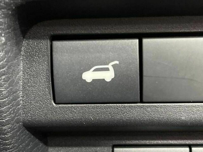 OUTLANDER PHEV-5