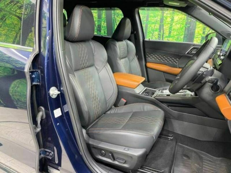 OUTLANDER PHEV-9