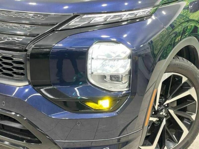 OUTLANDER PHEV-14