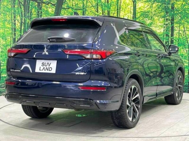 OUTLANDER PHEV-19