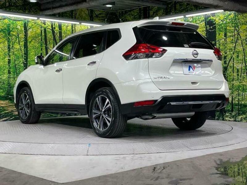 X-TRAIL-18