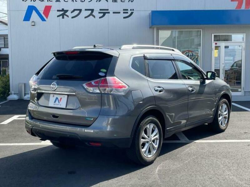X-TRAIL-17