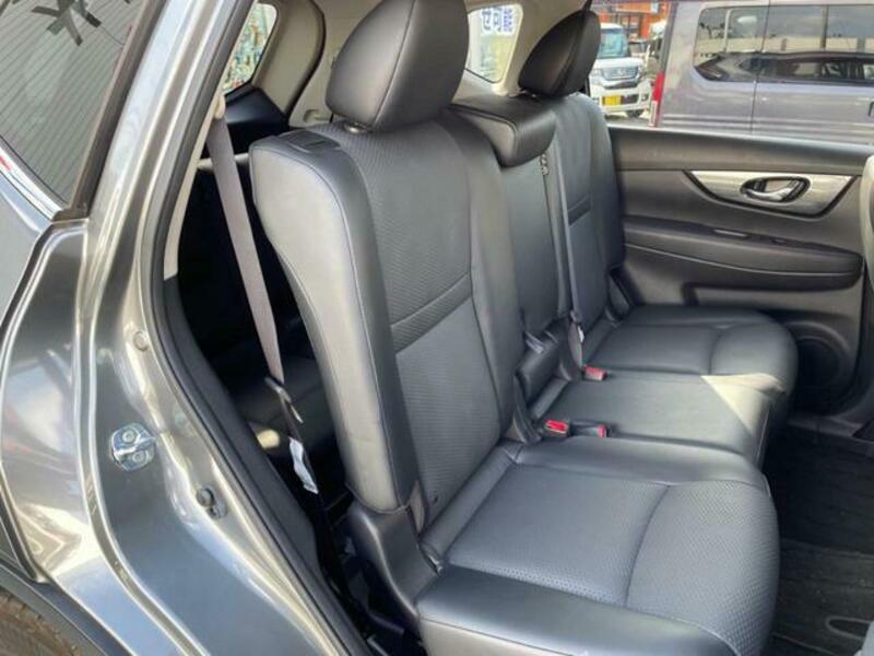 X-TRAIL-8