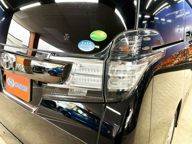 VELLFIRE-10