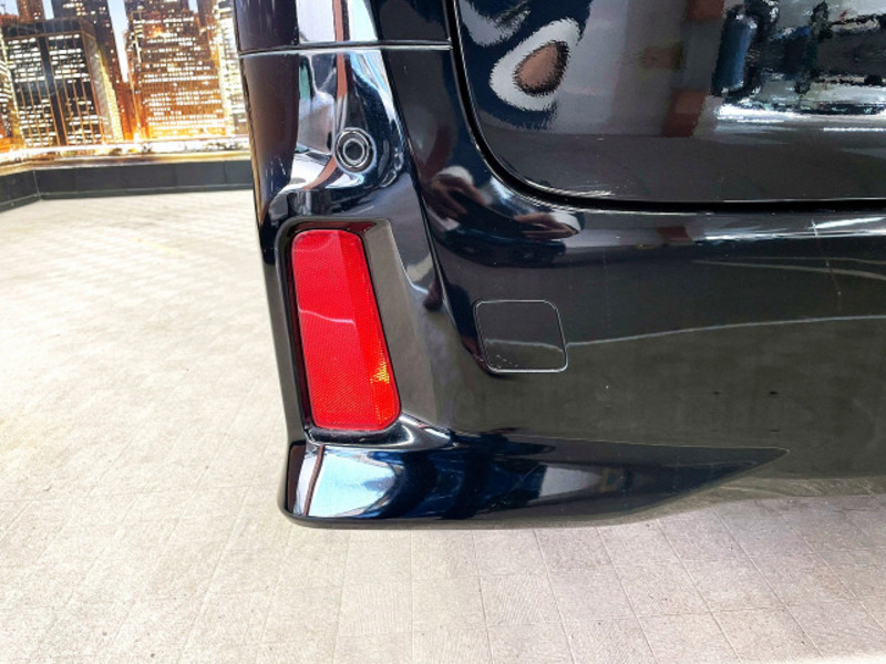 VELLFIRE-7