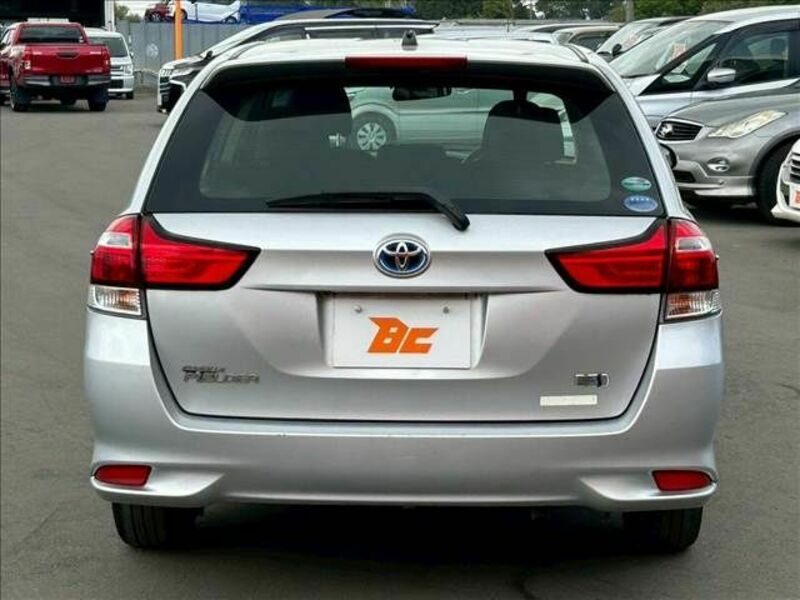 COROLLA FIELDER-13