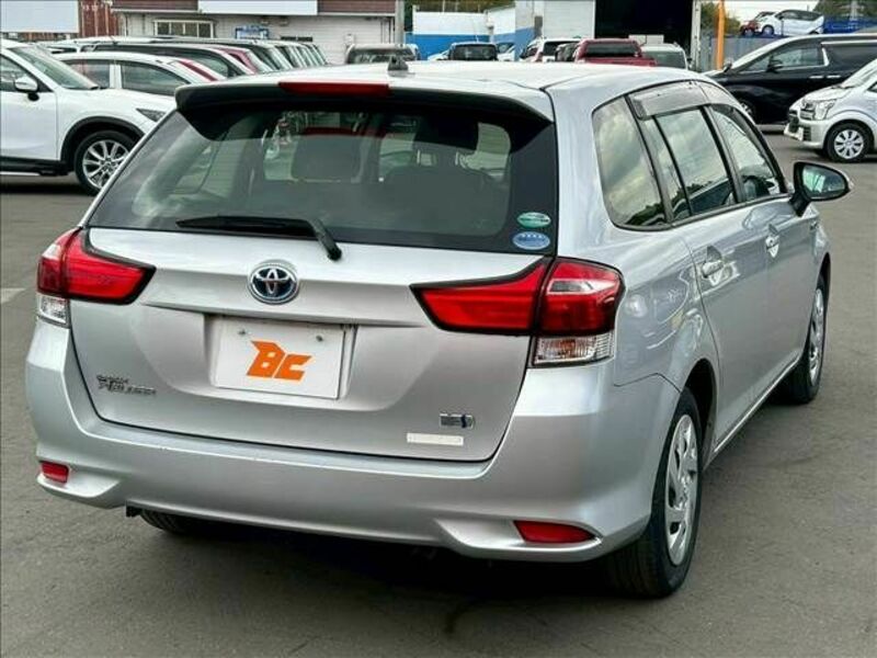 COROLLA FIELDER-14