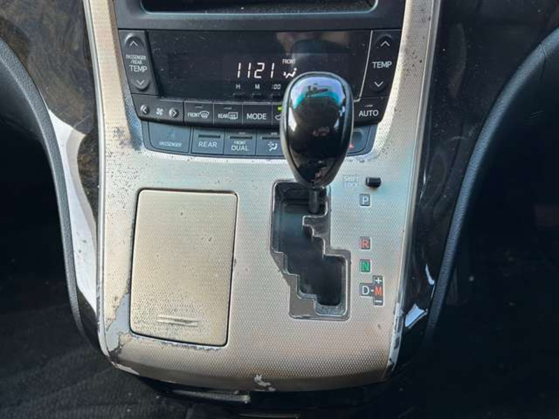 ALPHARD-19